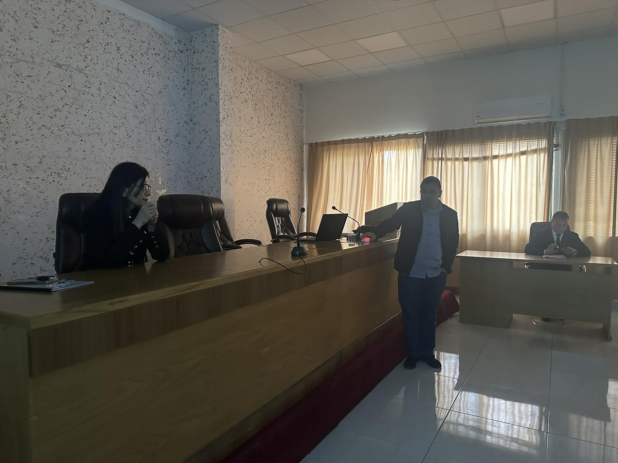  عقد ورشة عمل حول إنشاء مجلدات في OneDrive ومشاركة الملفات في الكلية