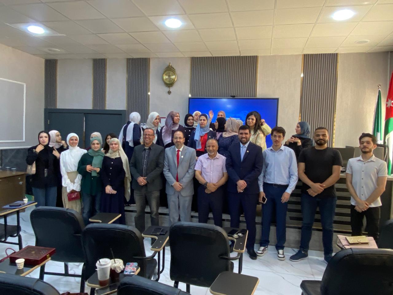 قسم الترجمة يكرم طلبته الأوائل