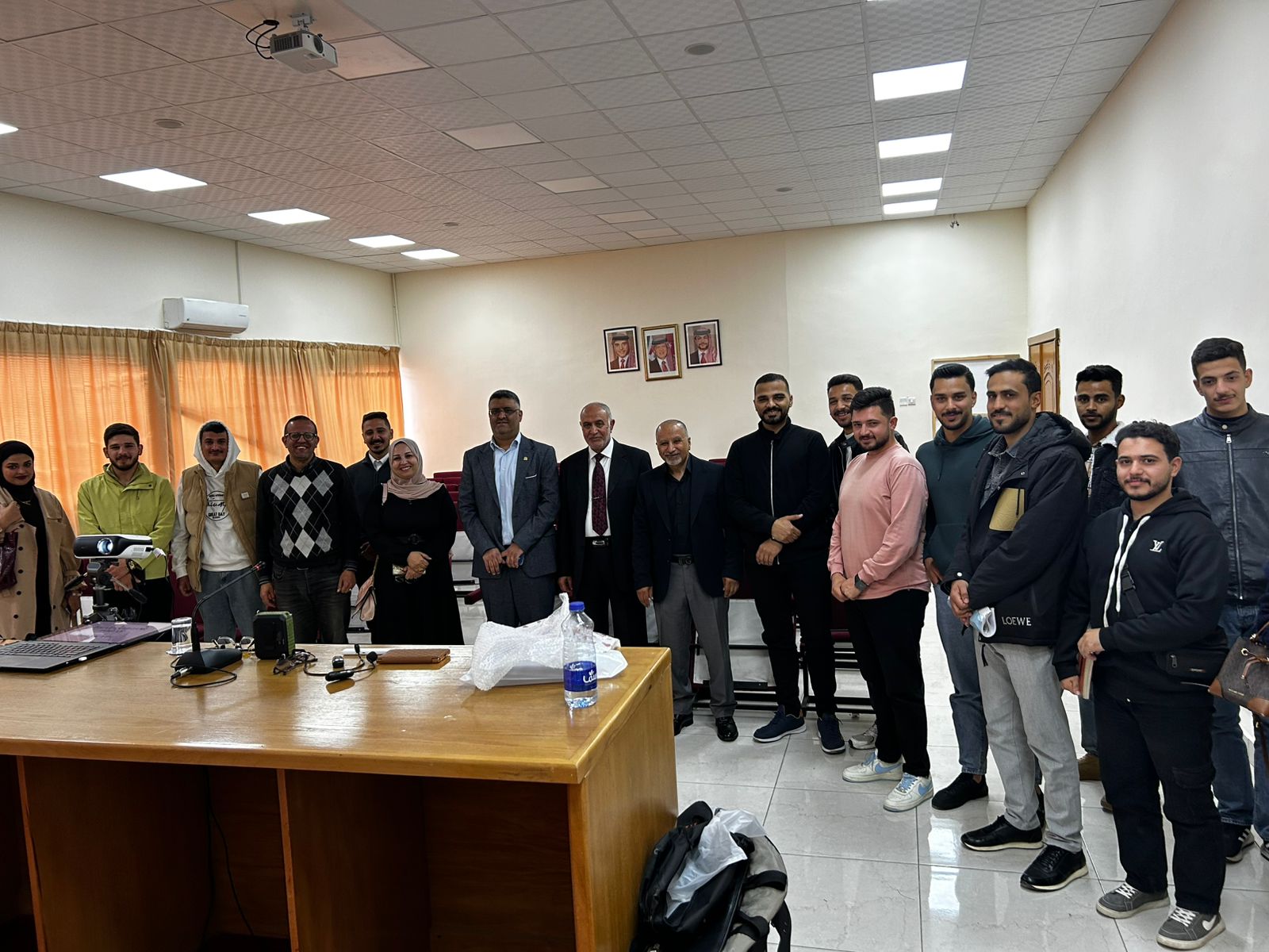 قسم الترجمة في جامعة اليرموك يعقد ورشة علمية بعنوان: مدى التكافؤ في الترجمة بين العربية والإنجليزية