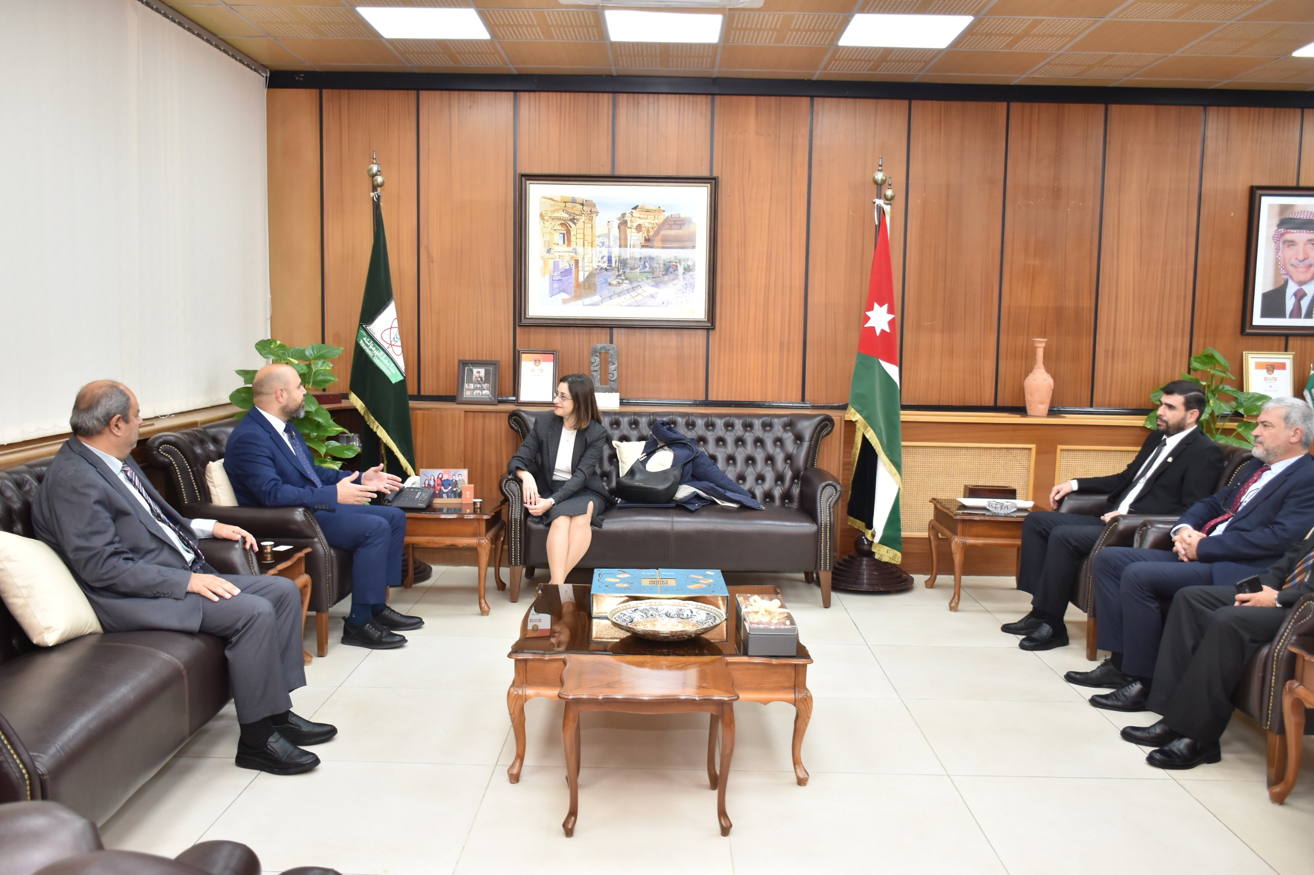 السفيرة اليونانية في عمّان تزور "اليرموك" لبحث التعاون الأكاديمي.. وتلتقي طلبة "العلوم السياسية"