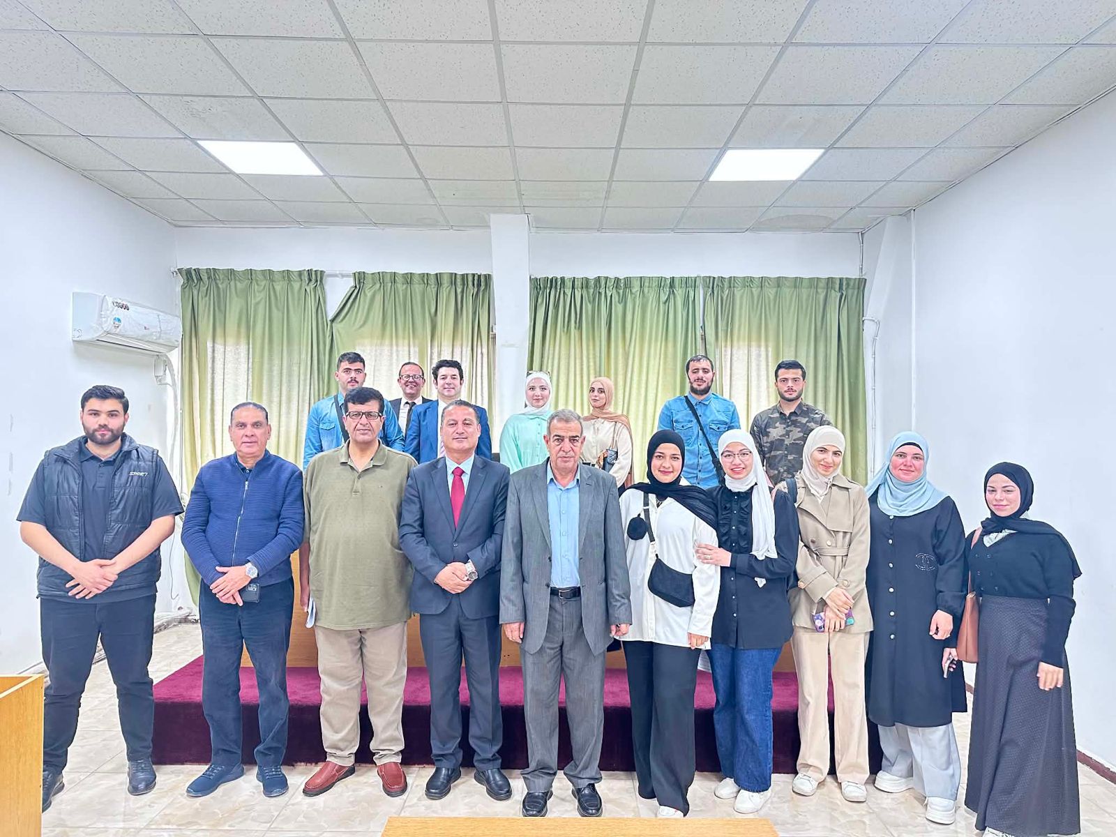 مشاركة متميزة لأصحاب الهمم في قسم التاريخ والحضارة 